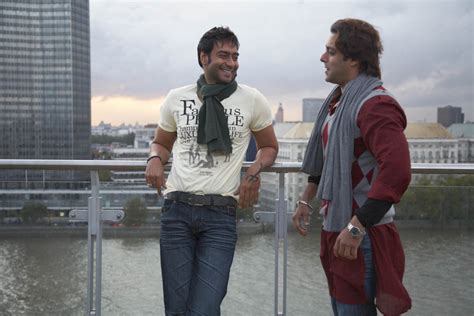 Ajay Devgan with Salman Khan - YusraBlog.com