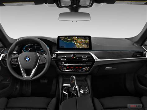 2021 BMW 5-Series Pictures: | U.S. News