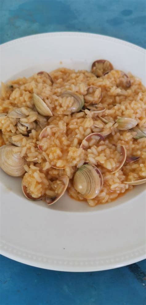 Arroz con Almejas Recipe (Rice with Clams)