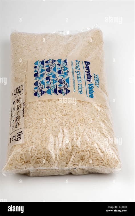 One kilogram packet of Tesco Everyday long grain rice Stock Photo - Alamy