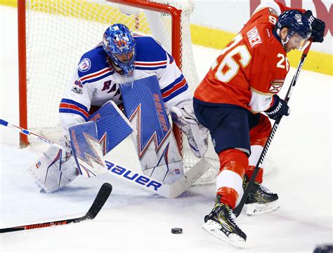 New York Rangers: Goalie Henrik Lundqvist Expected Back Soon