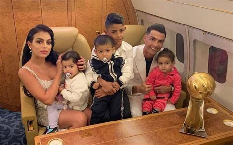 Coronavírus afeta família do internacional Cristiano Ronaldo