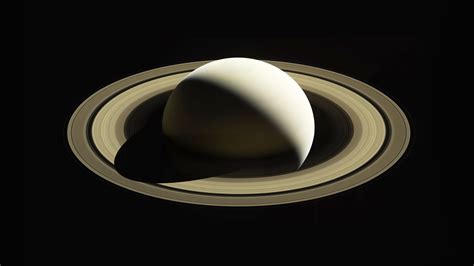 The clearest image of Saturn I could find : r/space