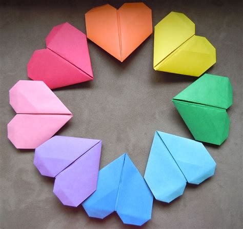 Life at the bay: DIY: Origami Heart Bookmark