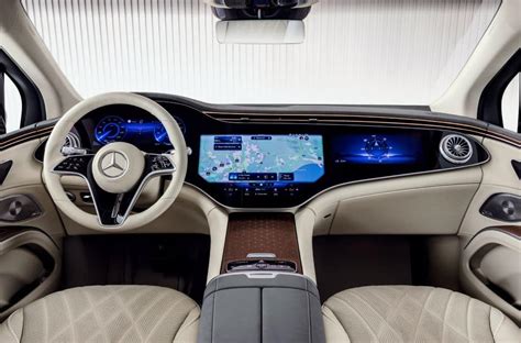 2023 Mercedes-Benz EQS SUV | Mercedes-Benz of Foothill Ranch