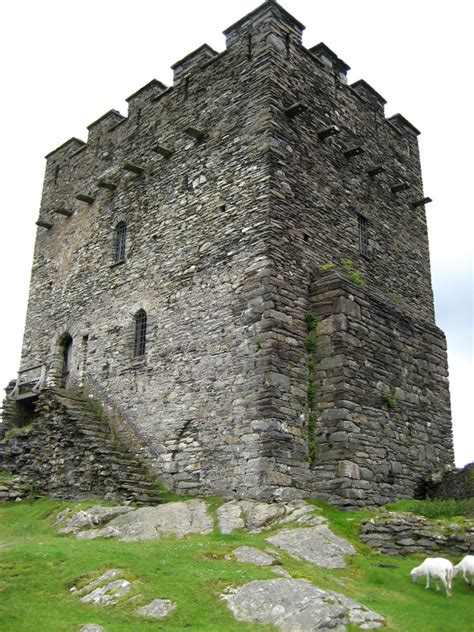 DOLWYDDELAN CASTLE