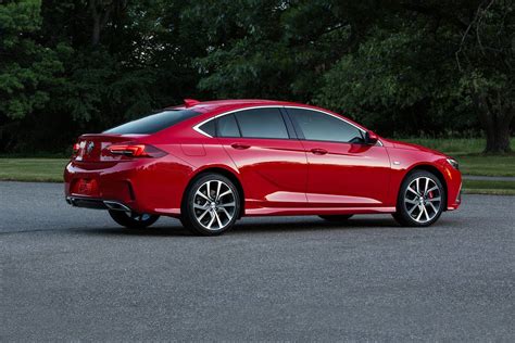 2018 Buick Regal Sportback GS Pricing - For Sale | Edmunds