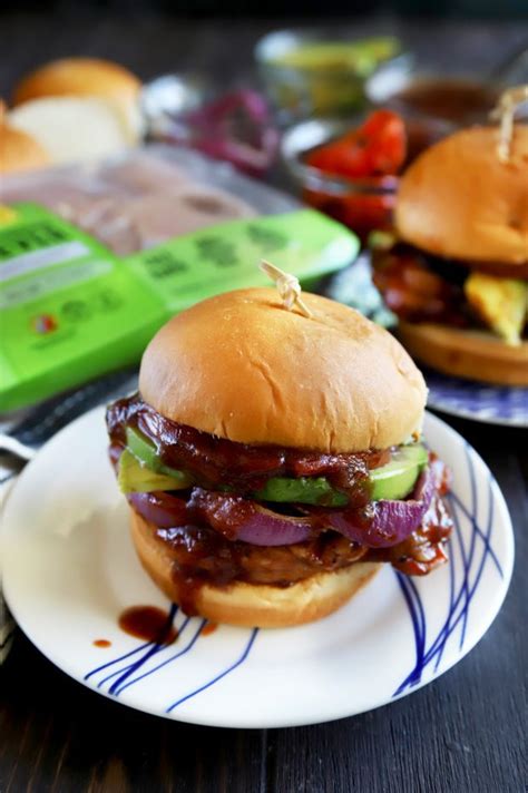 Foster Farms® Spicy Grilled BBQ Chicken Sandwich | Cake 'n Knife