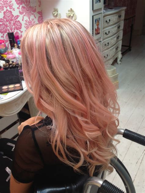 20 Trendy Rose Gold Hair Color and Highlight Ideas | Hairdo Hairstyle