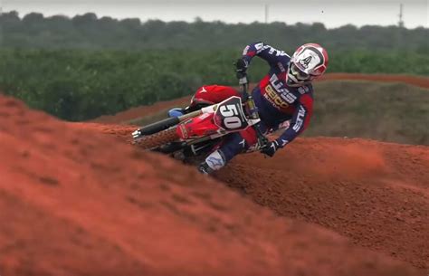 Malcolm Stewart Supercross laps RAW | Dirtbike Rider