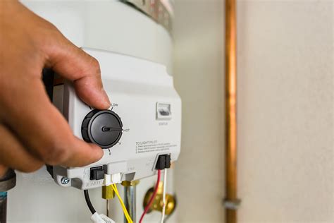 5 Easy Steps For DIY Water Heater Thermostat Repair | Ricks Plumbing