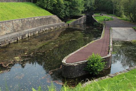 Resolven Lock, Neath Canal - Beautiful England Photos