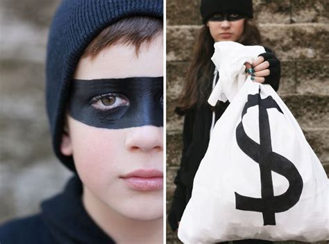 candy bandits in disguise, seejaneblog Funny Costumes, Easy Costumes, Carnival Costumes, Bank ...