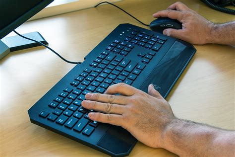 Razer Deathstalker Chroma Review | Digital Trends