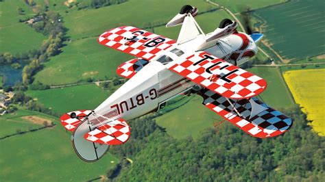 Flying Techniques: Aerobatics in the Pitts - Pilot