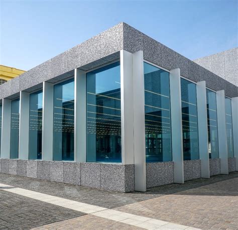 Importance of Double-Glazed Glass Windows in Commercial Buildings ...