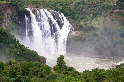 Most Popular Waterfalls in Karnataka, You Must Visit!