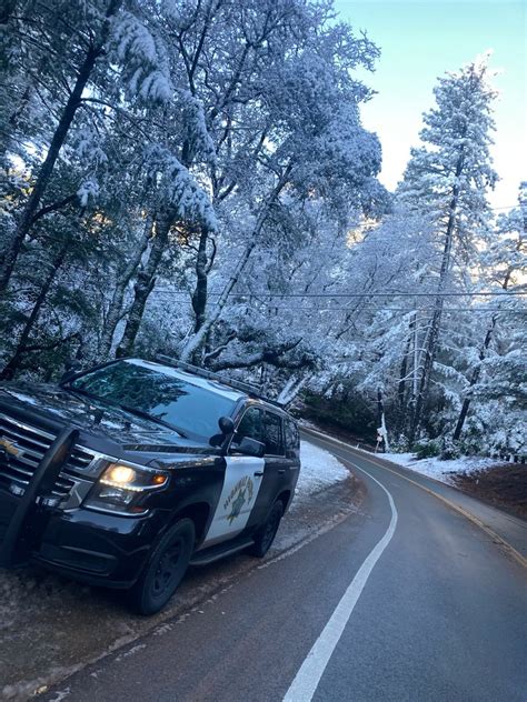 CHP Napa Area on Twitter: "Snow in Napa County! Slow down & buckle up."