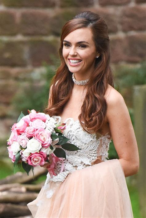 'Hollyoaks' Spoilers: Jennifer Metcalfe Pictured Filming In Wedding ...