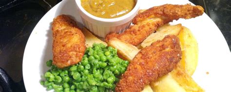 Posh Chicken, Chips, Mushy Peas and Chip Shop-Style Curry Sauce [2020] Lay The Table