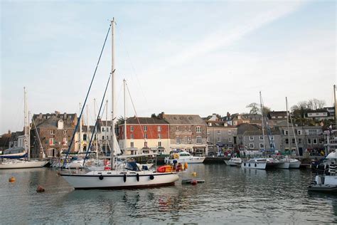 Padstow Harbour | Cornwall Guide Images