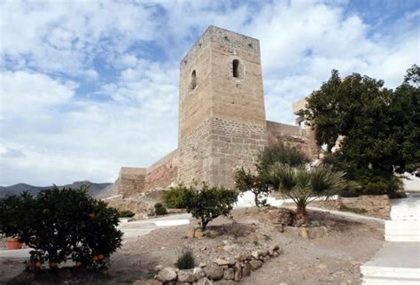 Alora Castle