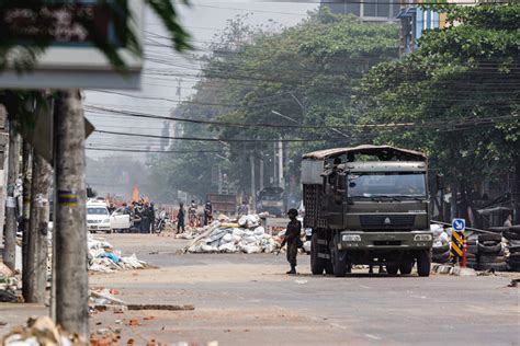 200 Myanmar police, family members now in India