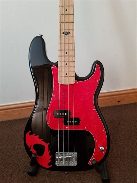 Bass guitar Pete Wentz signature | in Bootle, Merseyside | Gumtree