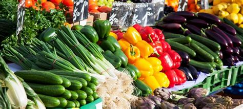 Fueling Your Walk from Foods at the Farmers Market | UNL Food