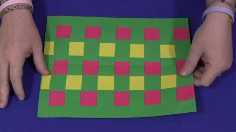 Construction Paper Weaving - YouTube