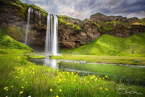 The 10 Best Iceland Waterfalls (Planning the Perfect Road Trip)