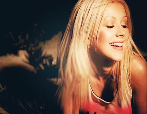 Xtina in Genie in a bottle | Christina maría aguilera, Christina aguilera, Christina