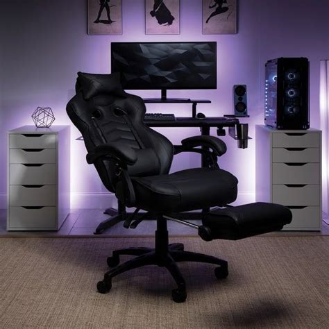 Pin by AstupidGhost on Room decor in 2021 | Gaming chair, Ergonomic chair, Gaming room setup