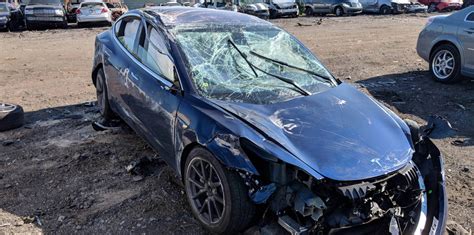 First Tesla Model 3 rollover crash: 'only minor injuries, car performed exceptionally well ...