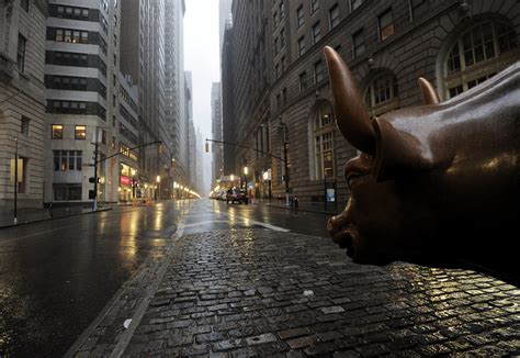 Wall Street Bull Wallpaper - WallpaperSafari