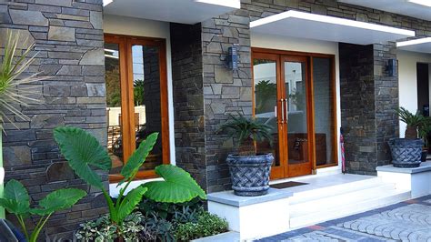 Image result for Hiasan dengan Batu kacang depan rumah | Rumah batu, Eksterior rumah modern ...