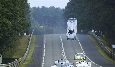 This Is What Makes The Mercedes CLK GTR An Absolute Beast