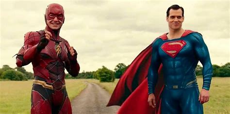 Snydercut Superman & Flash vs CW Superman & Flash - Battles - Comic Vine