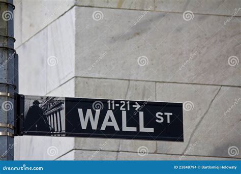 Wall Street Sign editorial stock image. Image of money - 23848794