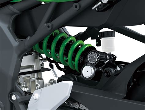 Kawasaki Announces ZX-4R, ZX-4RR For North America - Adventure Rider