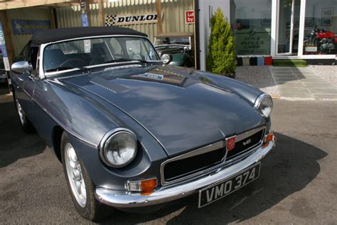 MGB V8 Roadster, 1976 - Former Glory