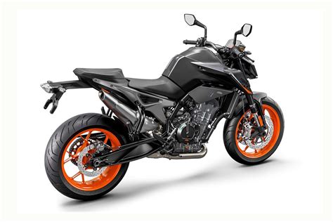 Base Model KTM 890 Duke Keeps Its Edge for 2021 - Asphalt & Rubber