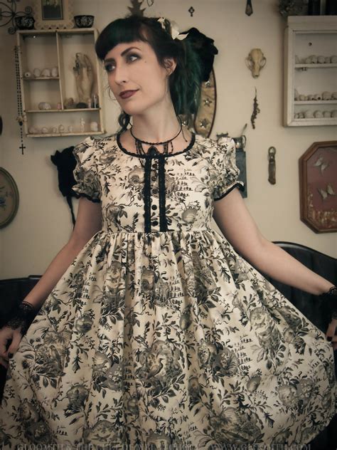 New “Victorian Bird” Dress! – Gloomth & the Cult of Melancholy