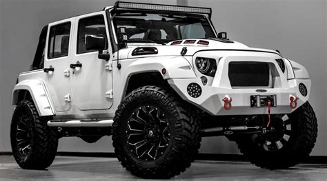 Seven Popular Ways to Customize Your Jeep | Keene Chrysler Dodge Jeep Ram