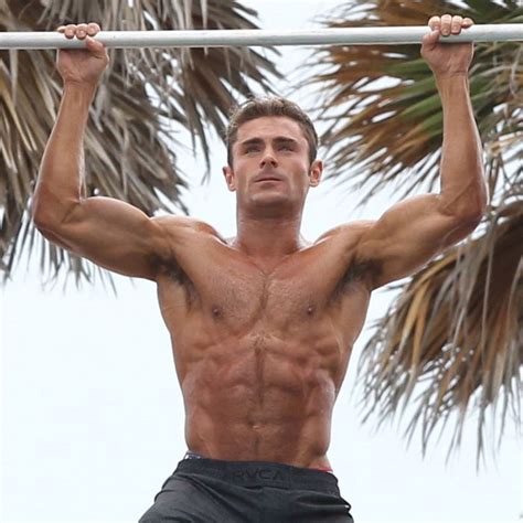 How Zac Efron Got Those Muscles for ‘Baywatch’