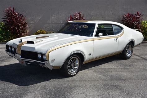 1969 Oldsmobile 442 | Ideal Classic Cars LLC