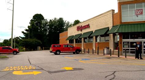 Walgreens store closed after multiple employees fall ill due to unknown ...