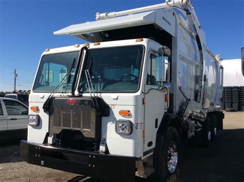 Front End Loaders: The Ultimate Commercial Garbage Truck – Route Ready ...