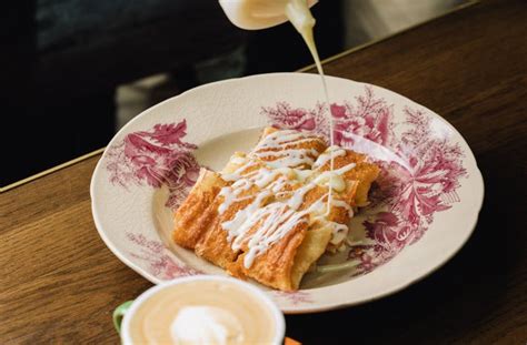 We Made That | Long Chim’s Famous Fried Banana Roti | Urban List Melbourne