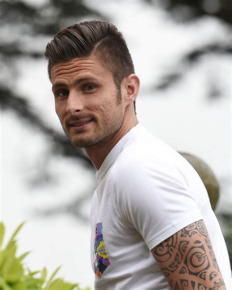 Olivier Giroud | Hot french men, French man, Soccer hair